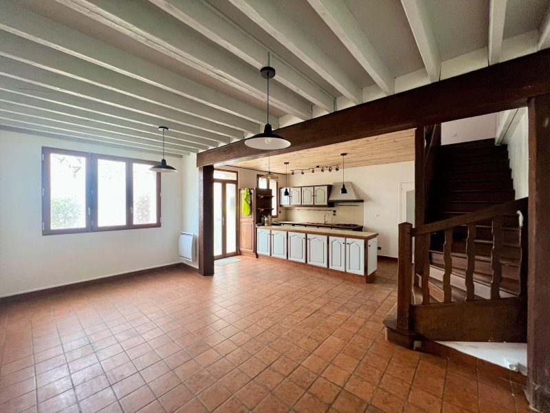 Maison à vendre, 3m², Guernes