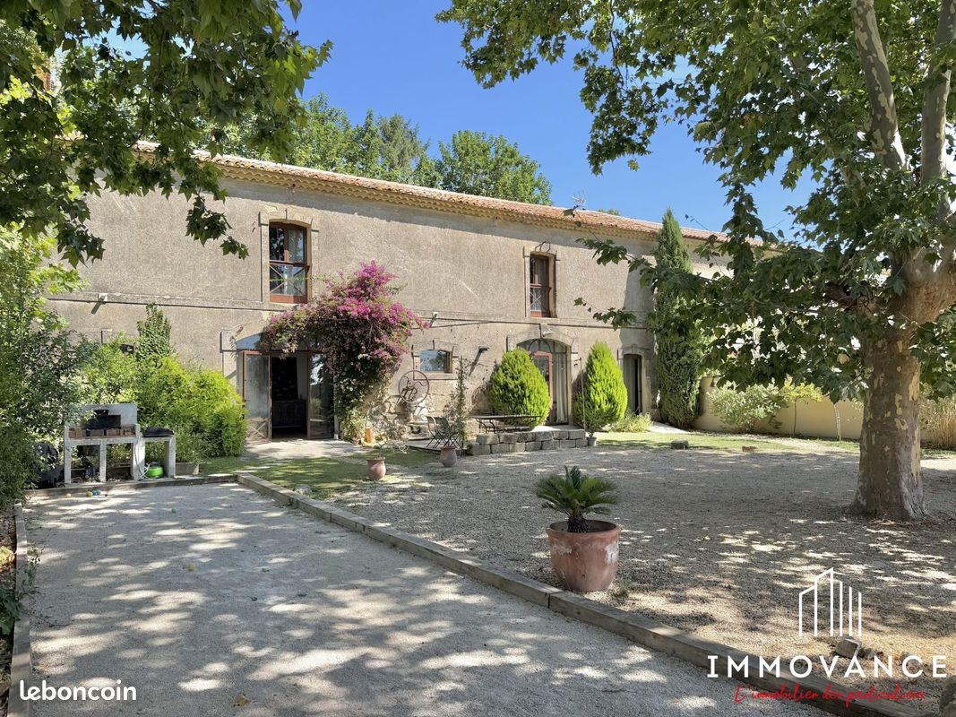 Maison à vendre, 335m², Aimargues