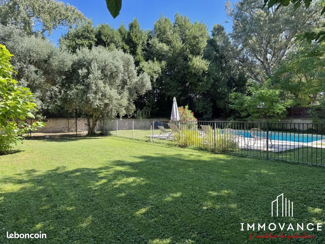 Maison à vendre, 335m², Aimargues