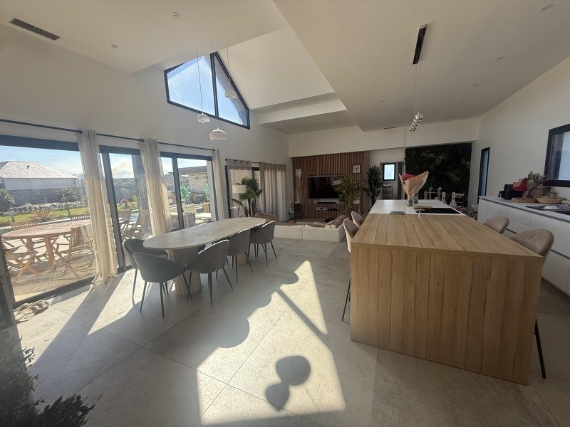 Maison à vendre, 4m², Horgues