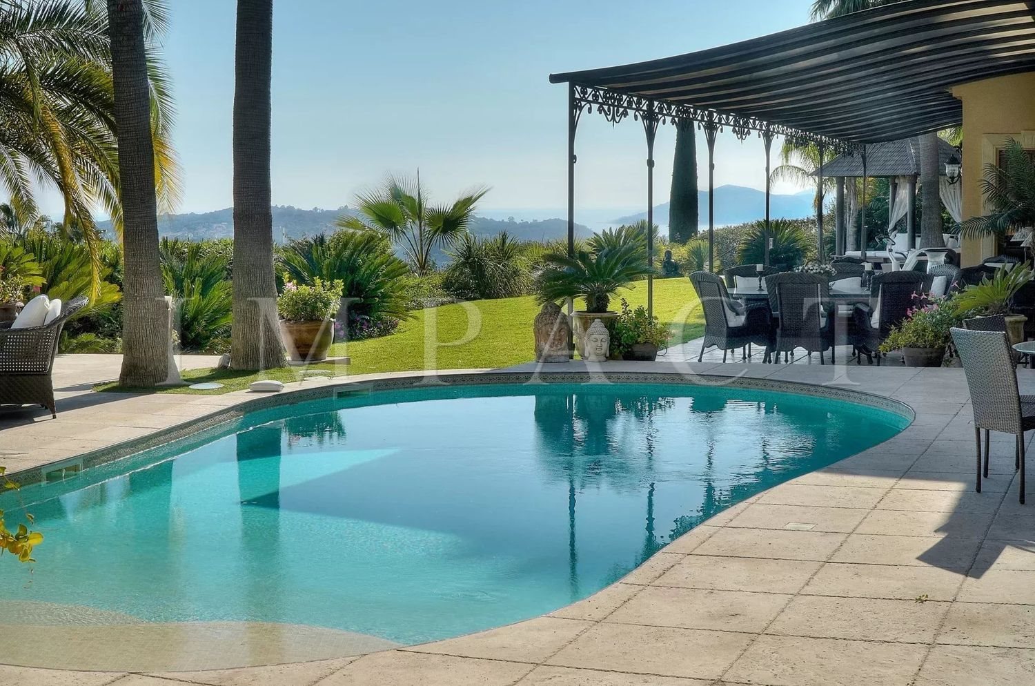 Maison à louer, 450m², Mougins