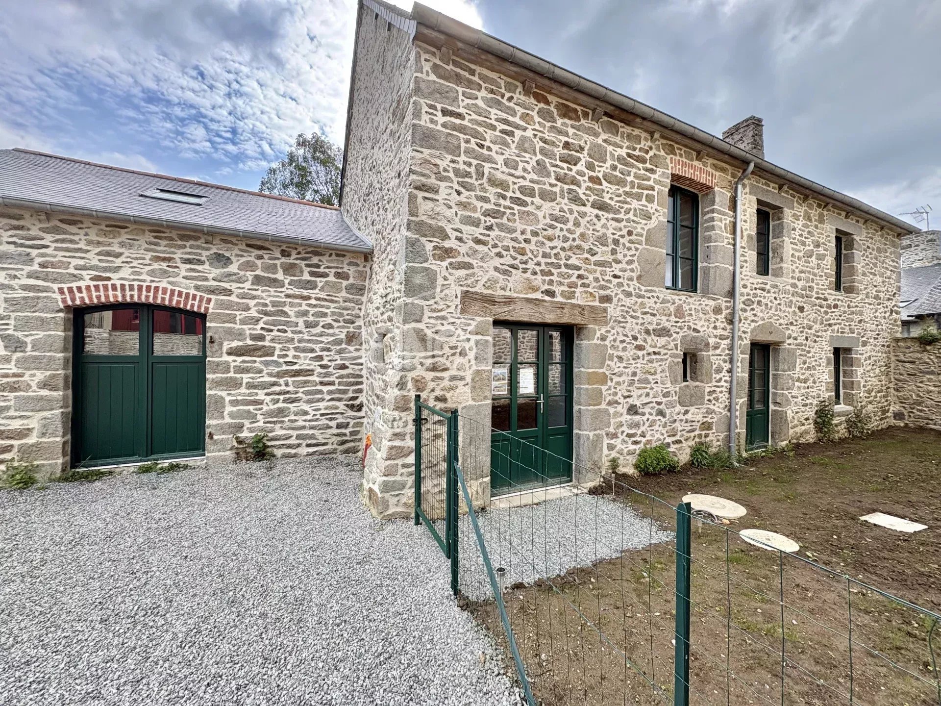 Maison à vendre, 160m², La Ville-ès-Nonais
