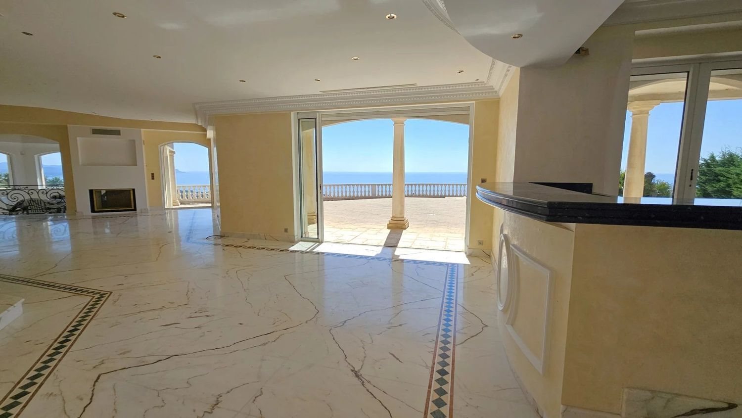 Maison à vendre, 495m², Roquebrune-sur-Argens