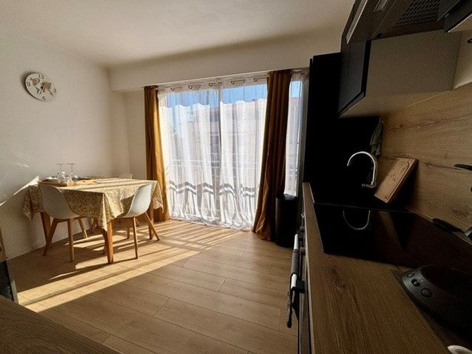Appartement à louer, 50m², Vallauris
