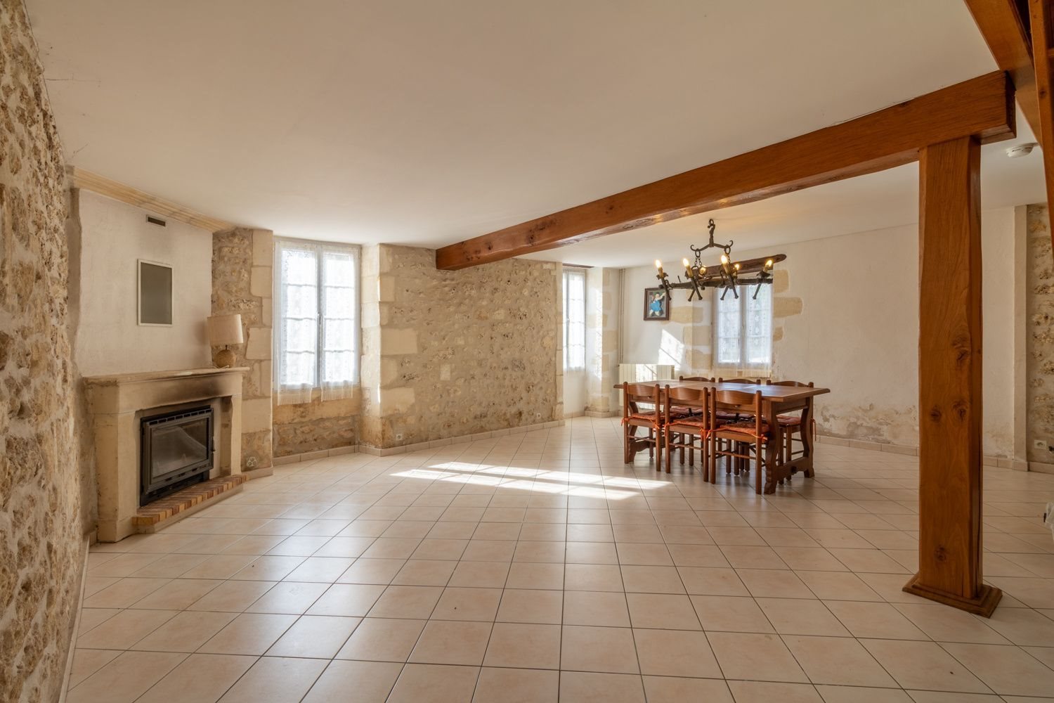 Maison à vendre, 220m², Saint-Savinien