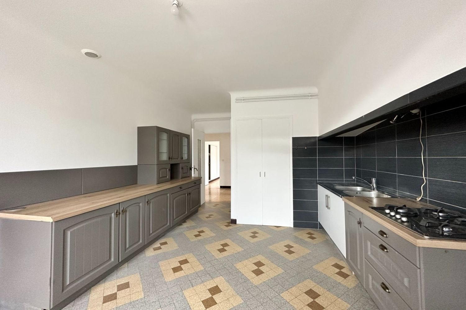 Maison à louer, 133m², Lézignan-Corbières