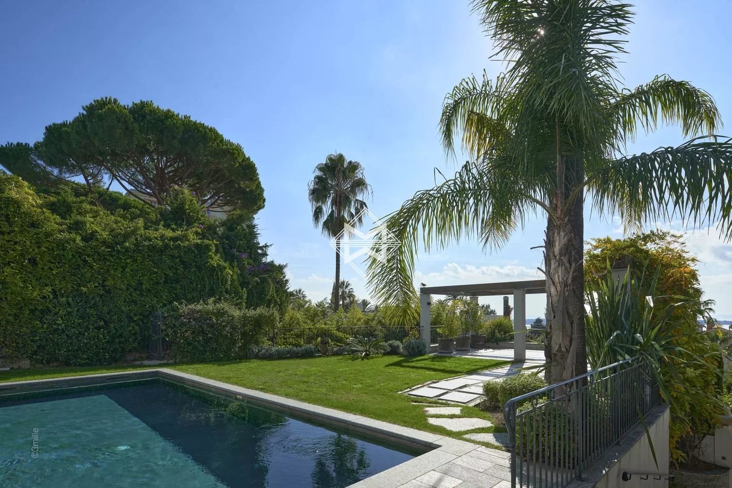 Maison à louer, 318m², Cannes