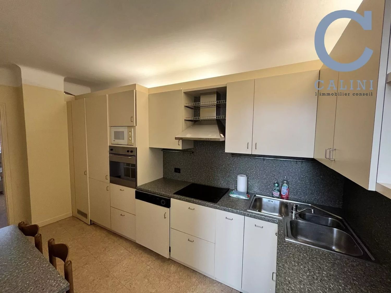 Appartement à vendre, 117m², Alès