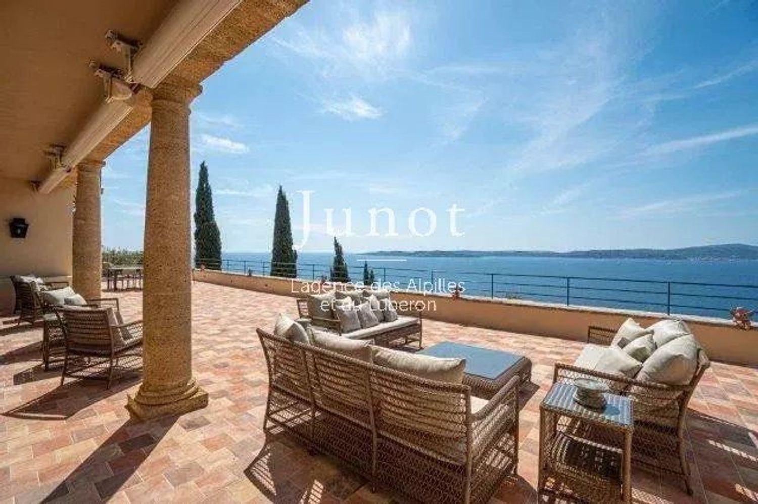 Maison à louer, 850m², Sainte-Maxime