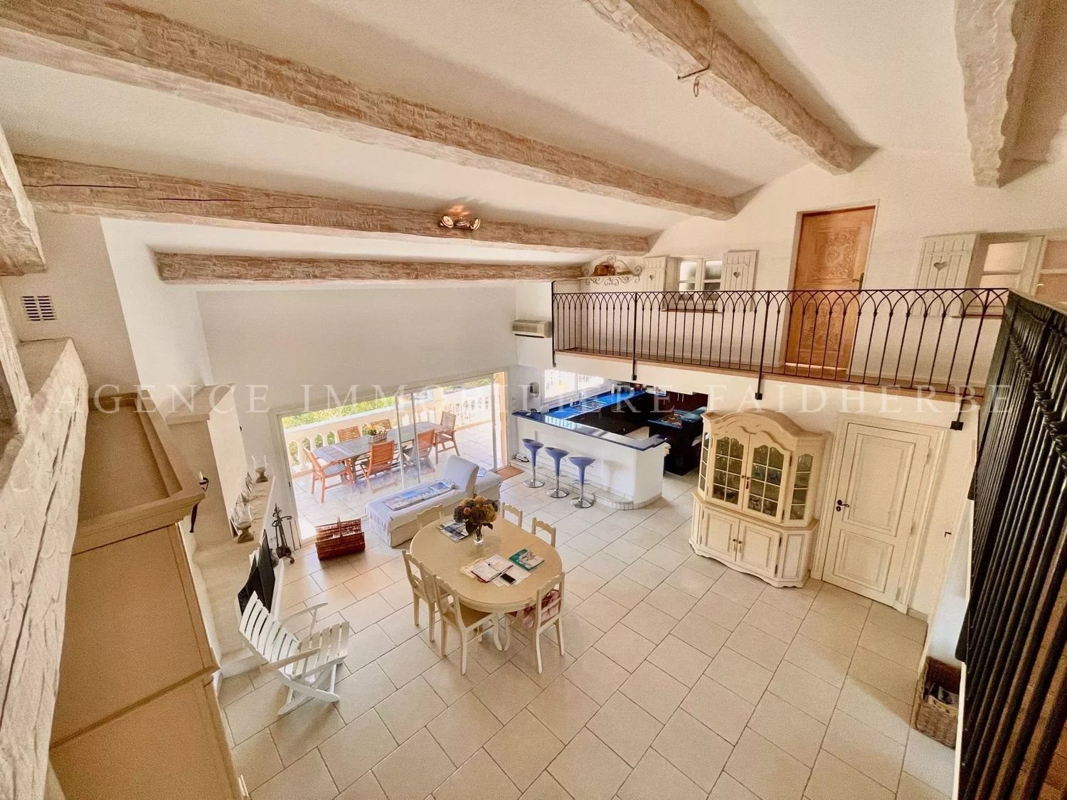 Appartement à vendre, 215m², Salon-de-Provence
