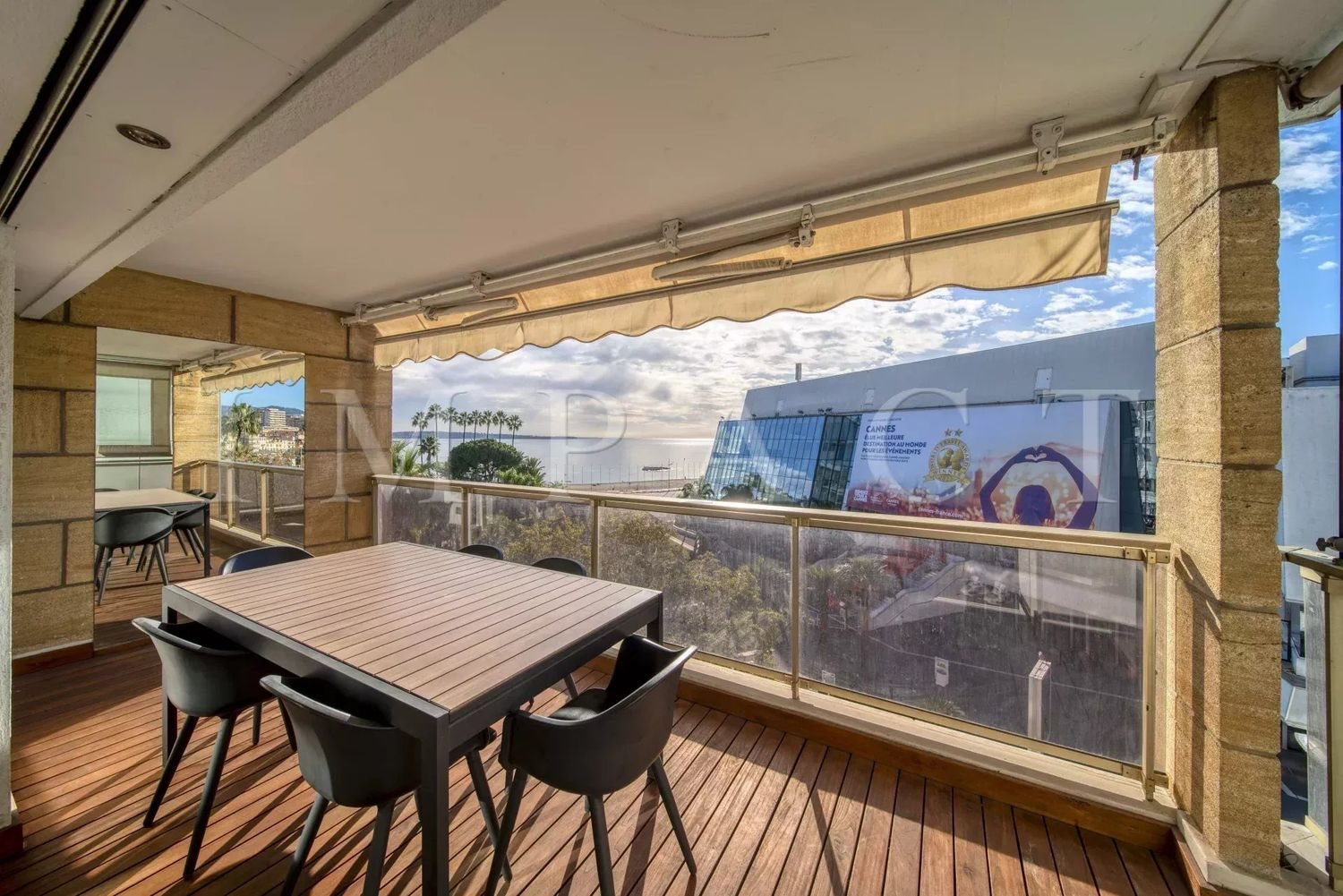 Appartement à louer, 112m², Cannes