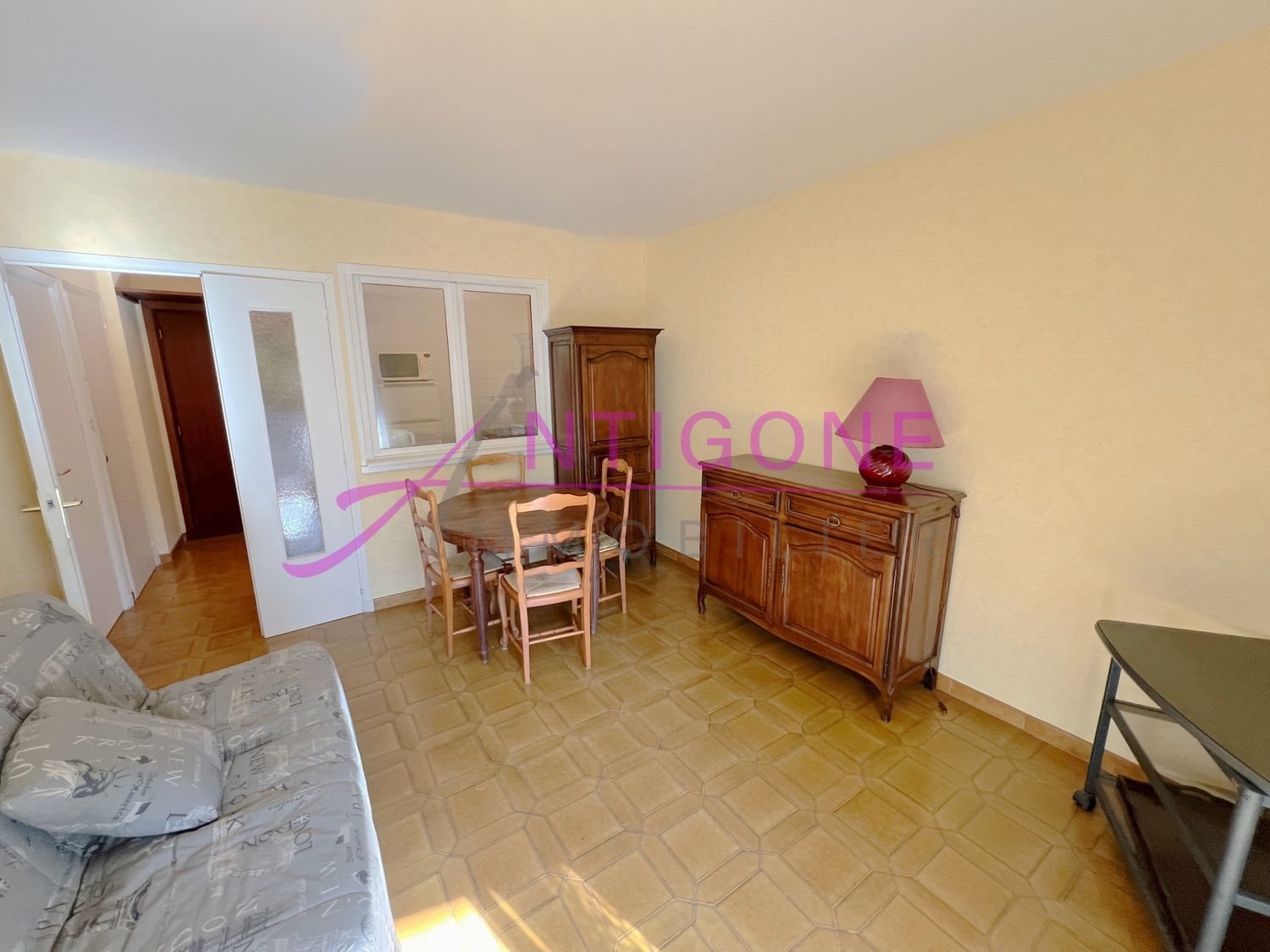 Appartement à louer, 34m², Sanary-sur-Mer