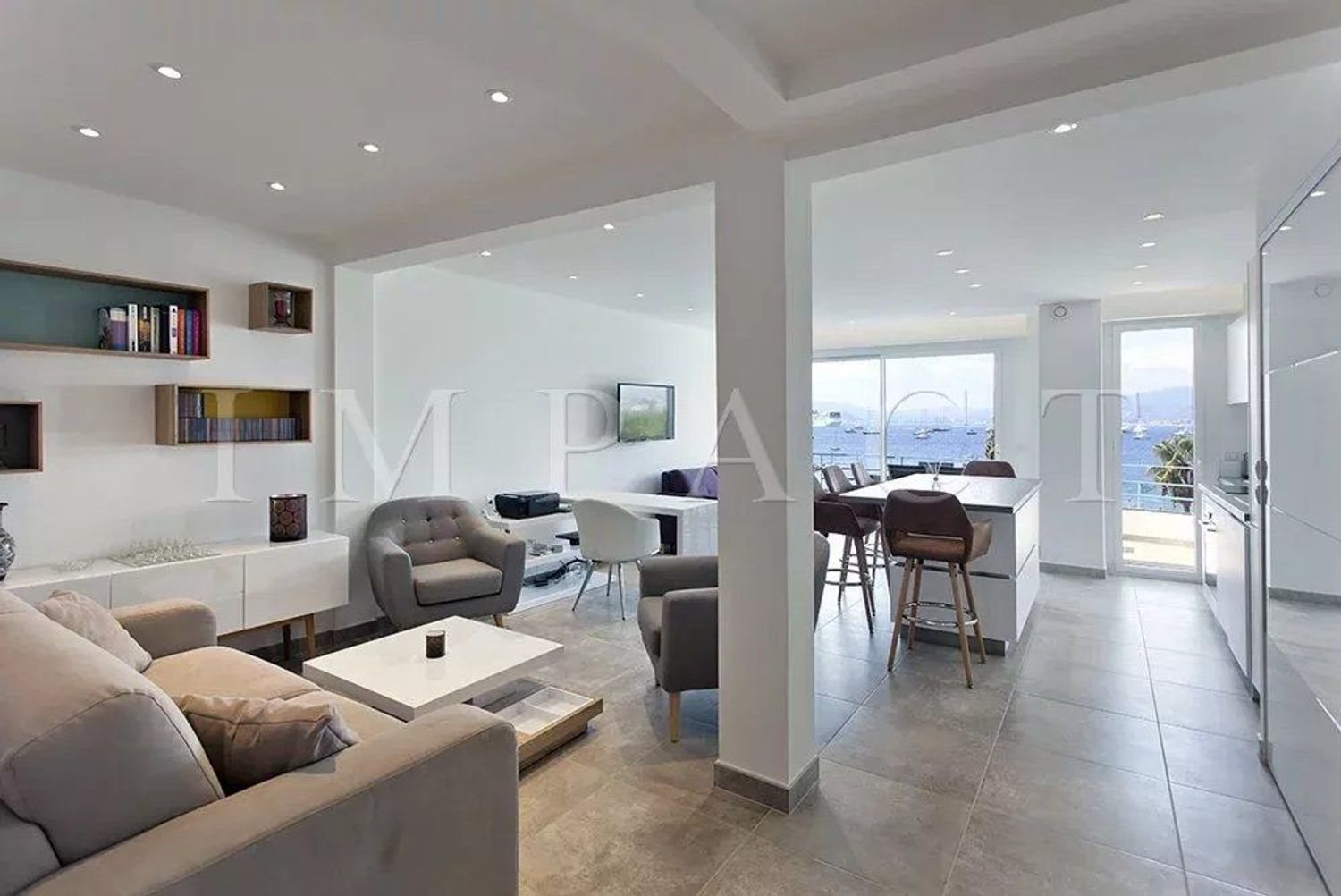 Appartement à louer, 65m², Cannes