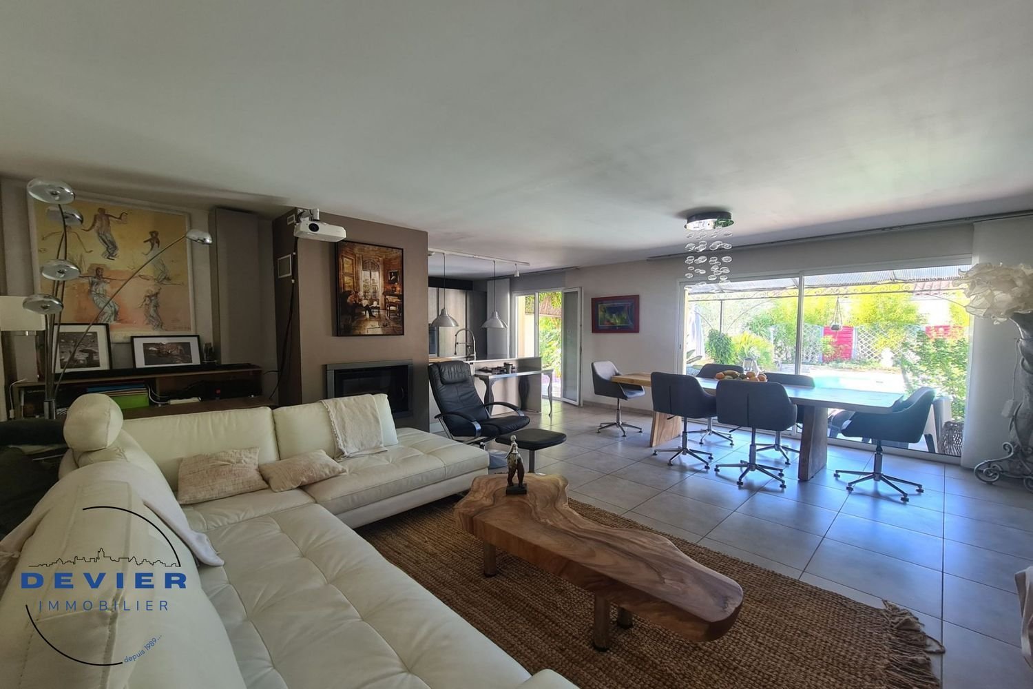 Maison à vendre, 133m², Saint-Geniès-des-Mourgues