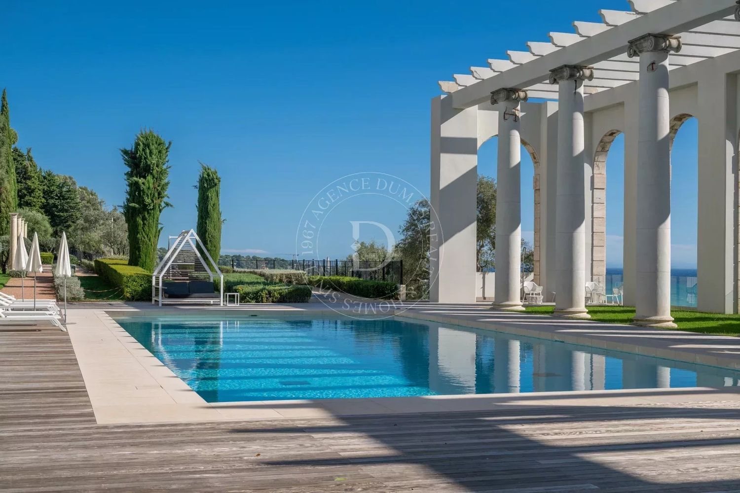 Appartement à louer, 240m², Nice