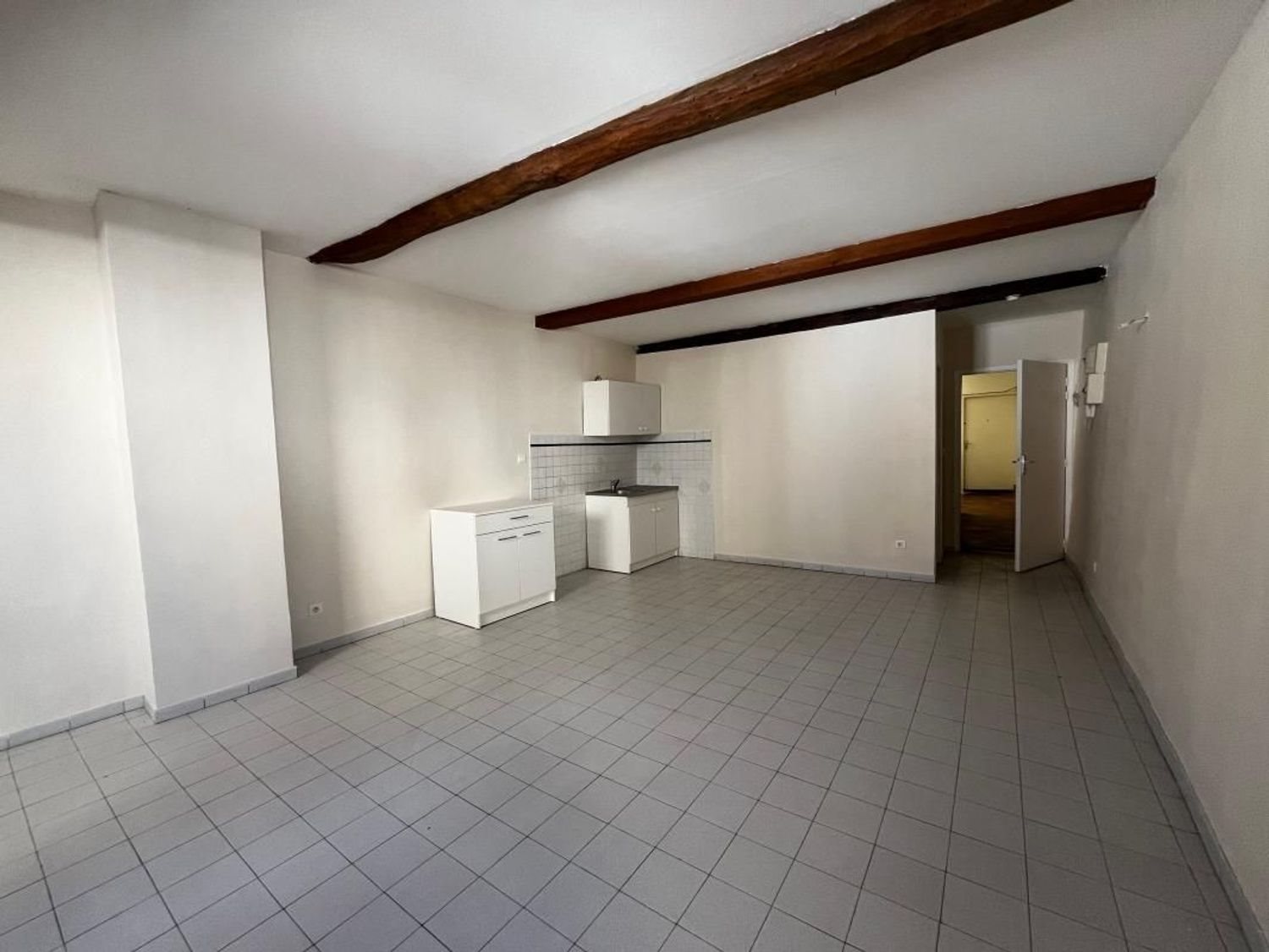 Appartement à louer, 35m², Riez