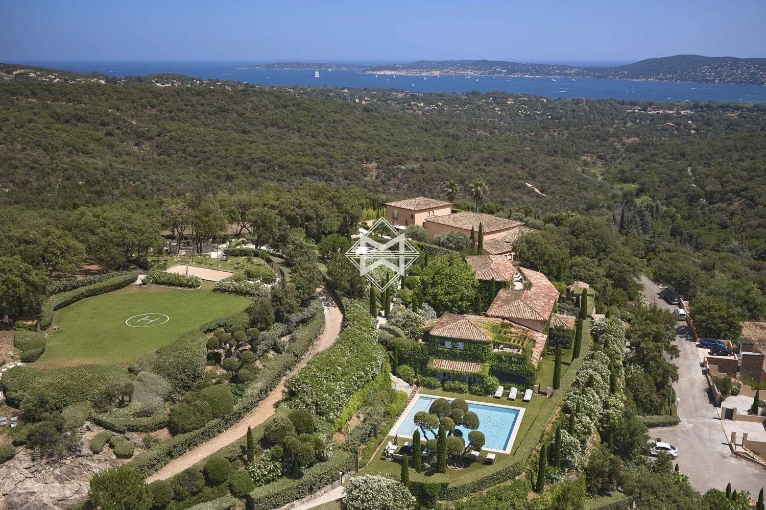 Maison à louer, 600m², Sainte-Maxime