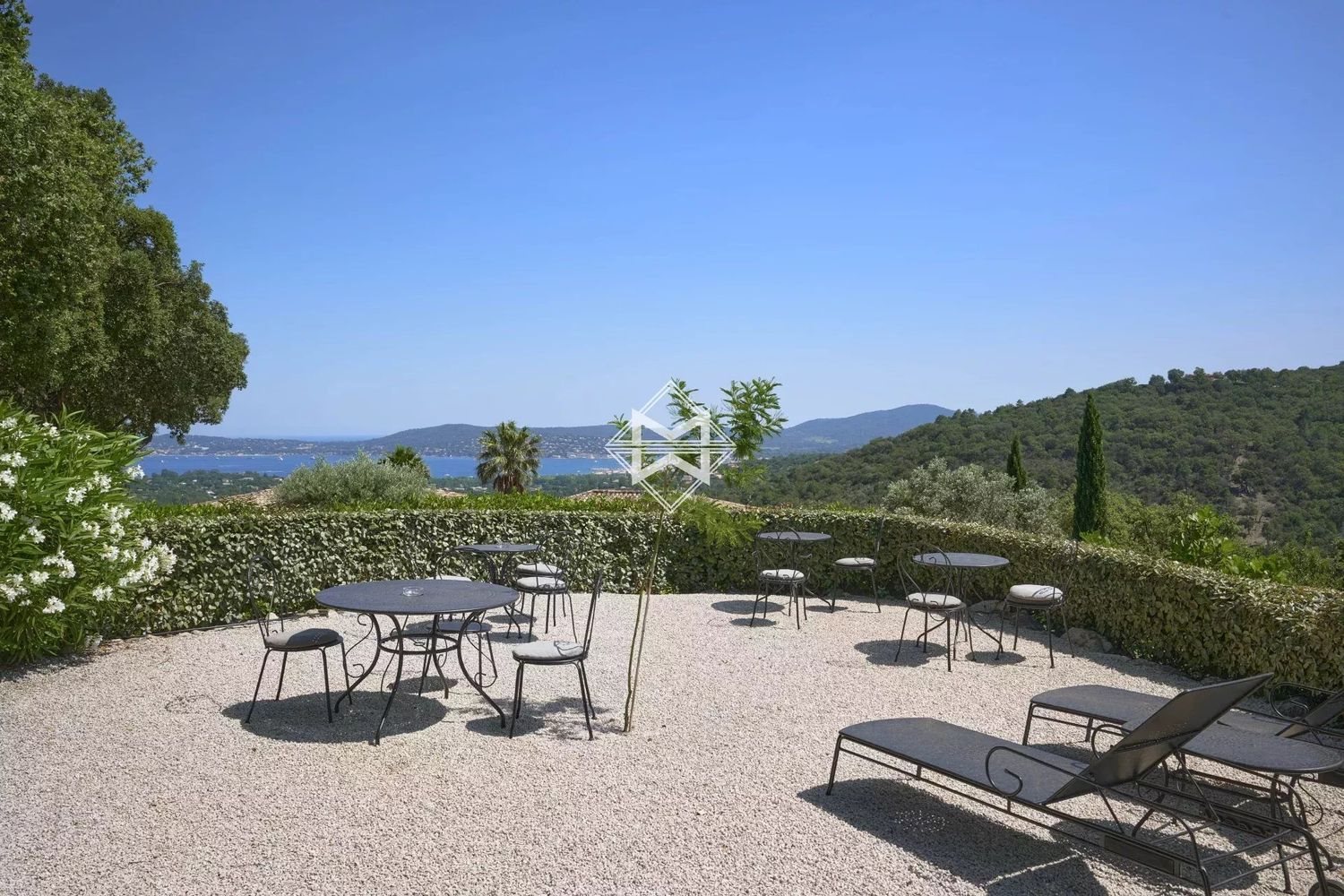 Maison à louer, 600m², Sainte-Maxime