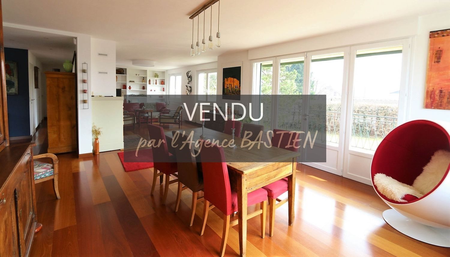 Maison à vendre, 234m², Saint-Genis-Pouilly