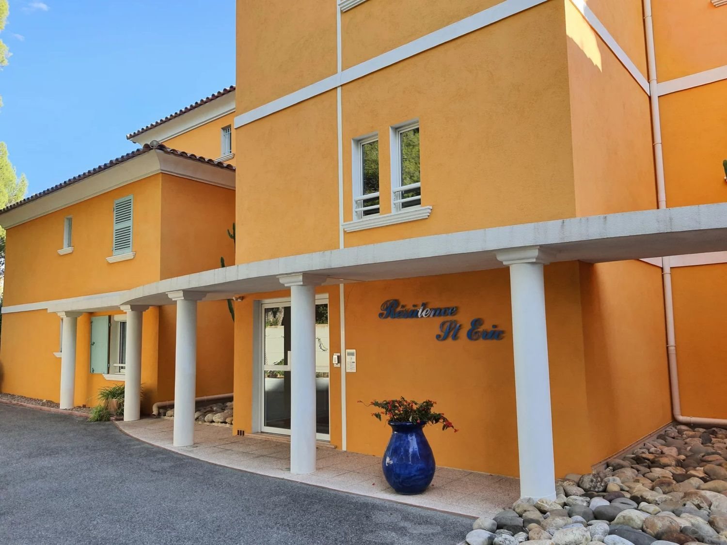 Appartement à louer, 73m², Bandol