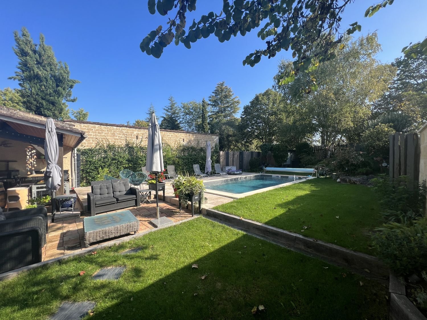 Maison à vendre, 340m², Saint-Seurin-sur-l'Isle