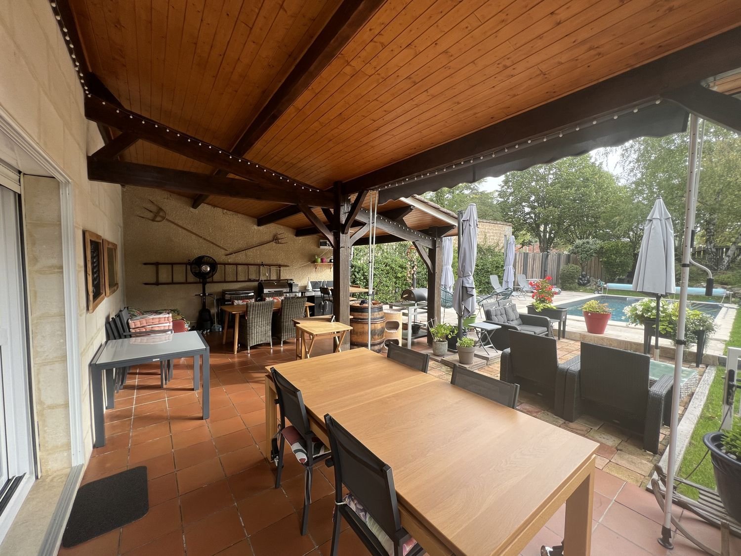 Maison à vendre, 340m², Saint-Seurin-sur-l'Isle