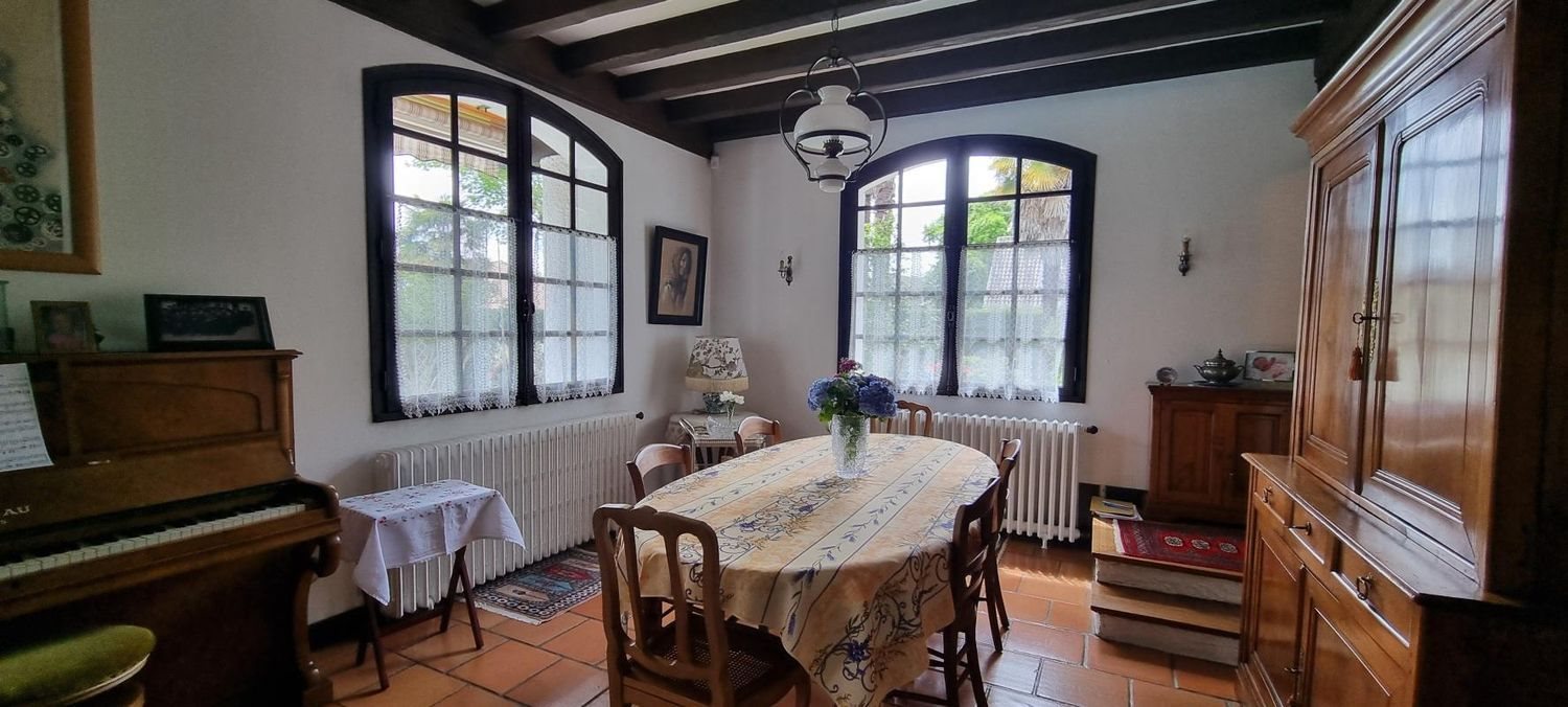 Maison à vendre, 250m², Bizanos