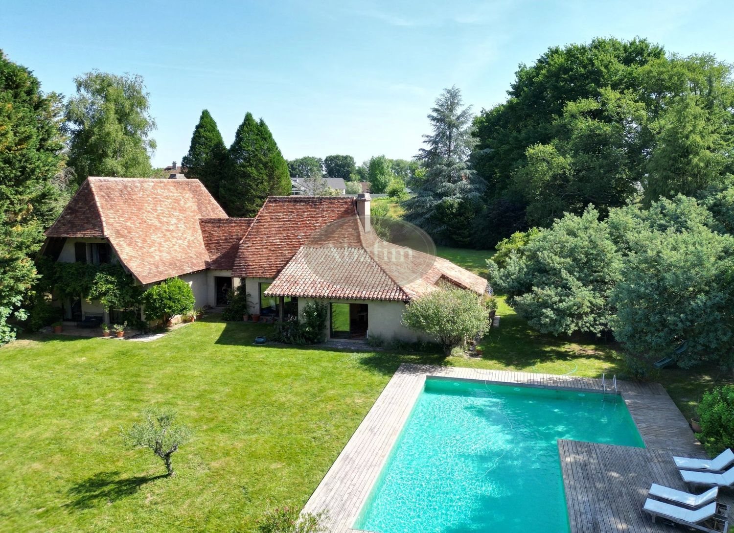 Maison à vendre, 303m², Buros