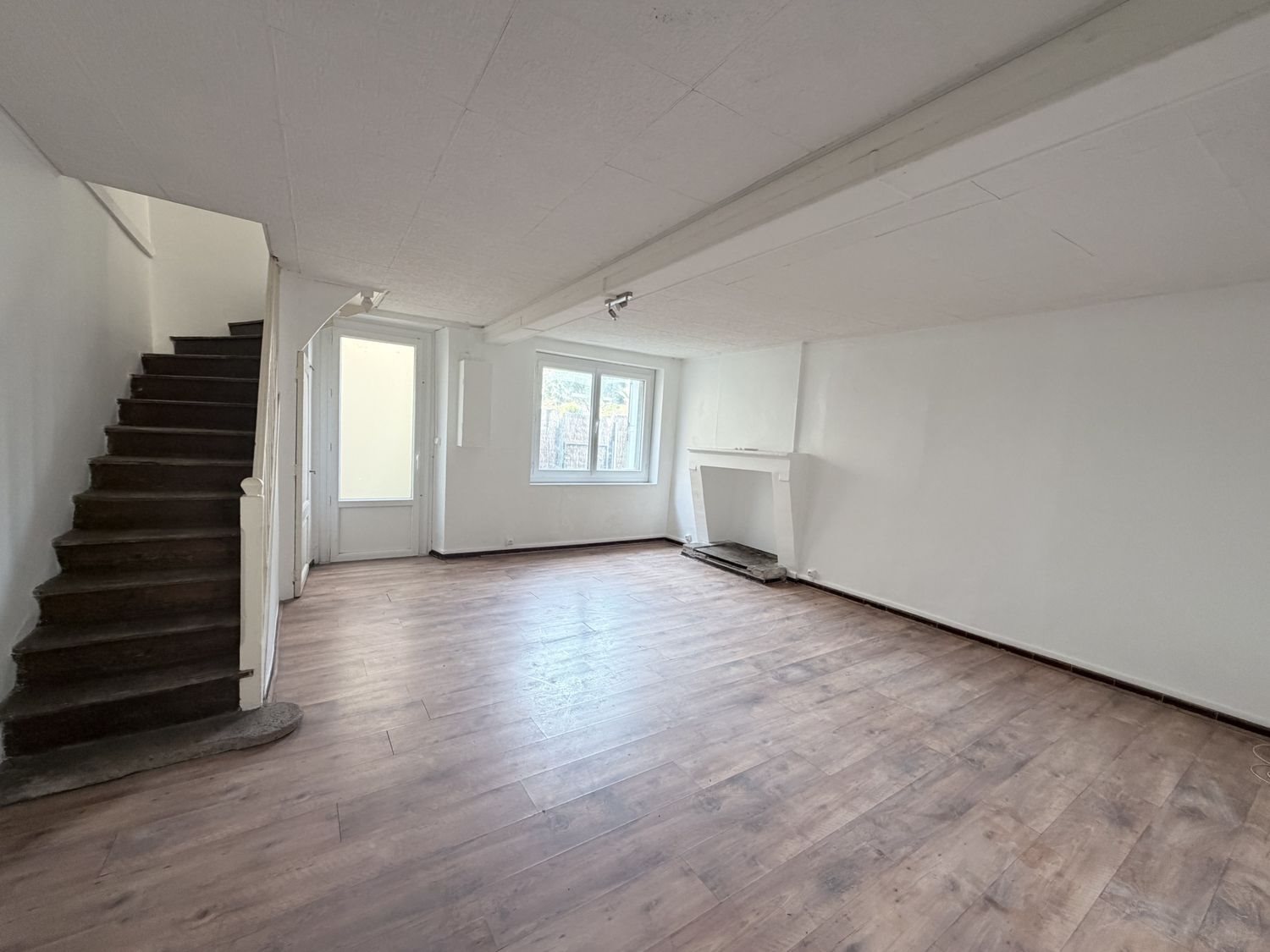 Maison à louer, 74m², Arbanats
