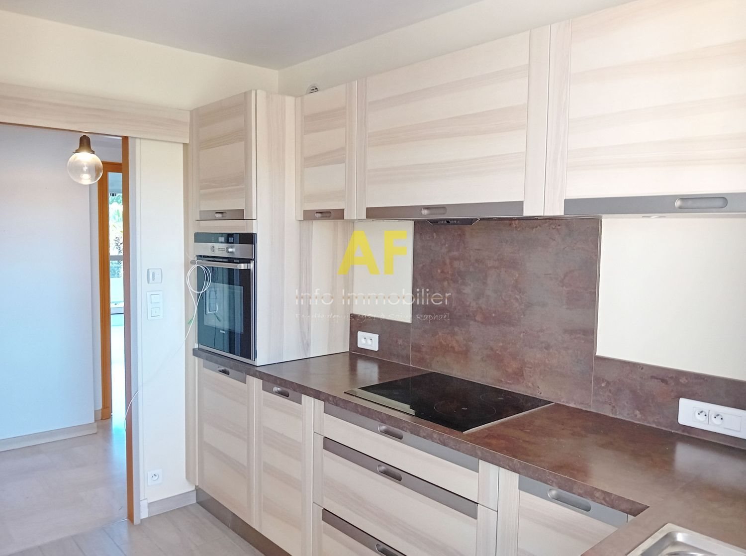 Appartement à vendre, 60m², Saint-Raphaël