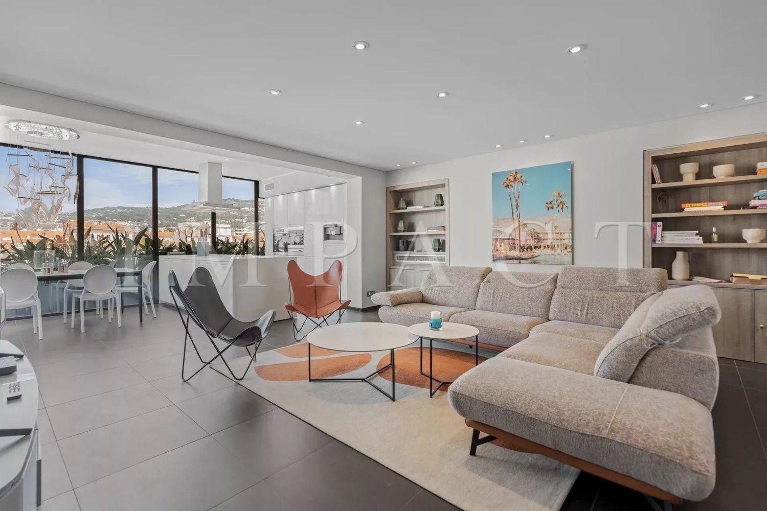 Appartement à louer, 135m², Cannes
