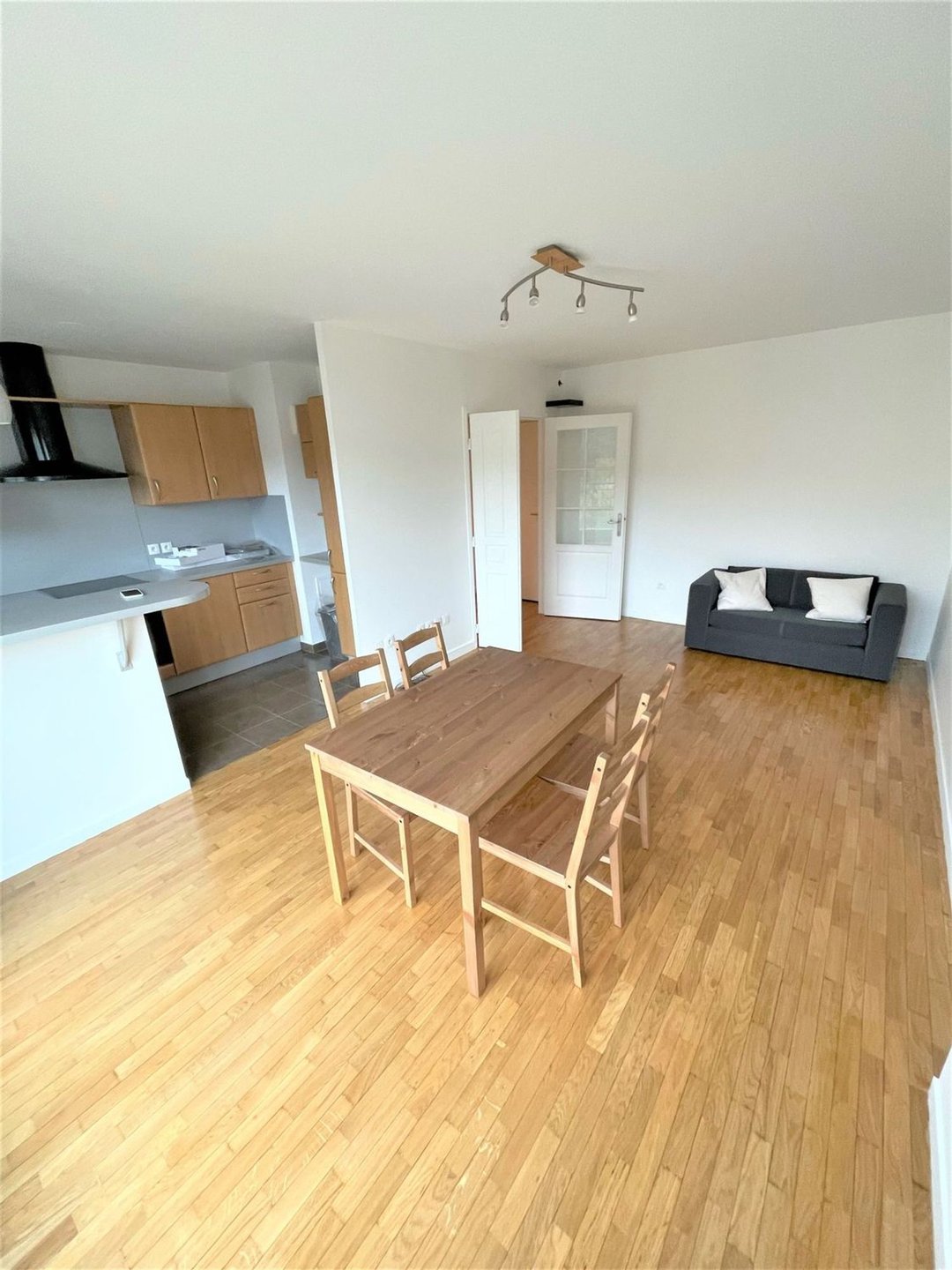 Appartement à louer, 45m², Saint-Cyr-l'École