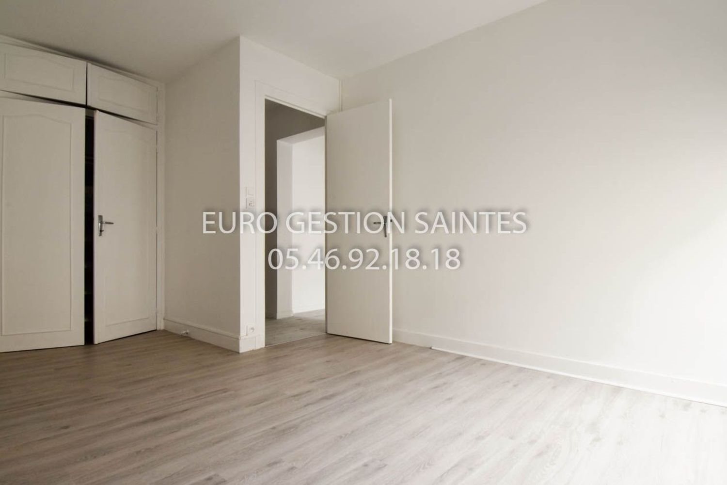 Appartement à louer, 44m², Saintes