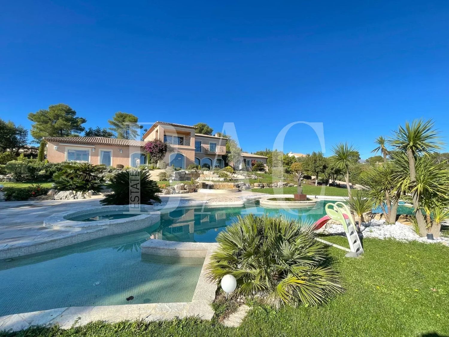 Maison à vendre, 780m², Mougins