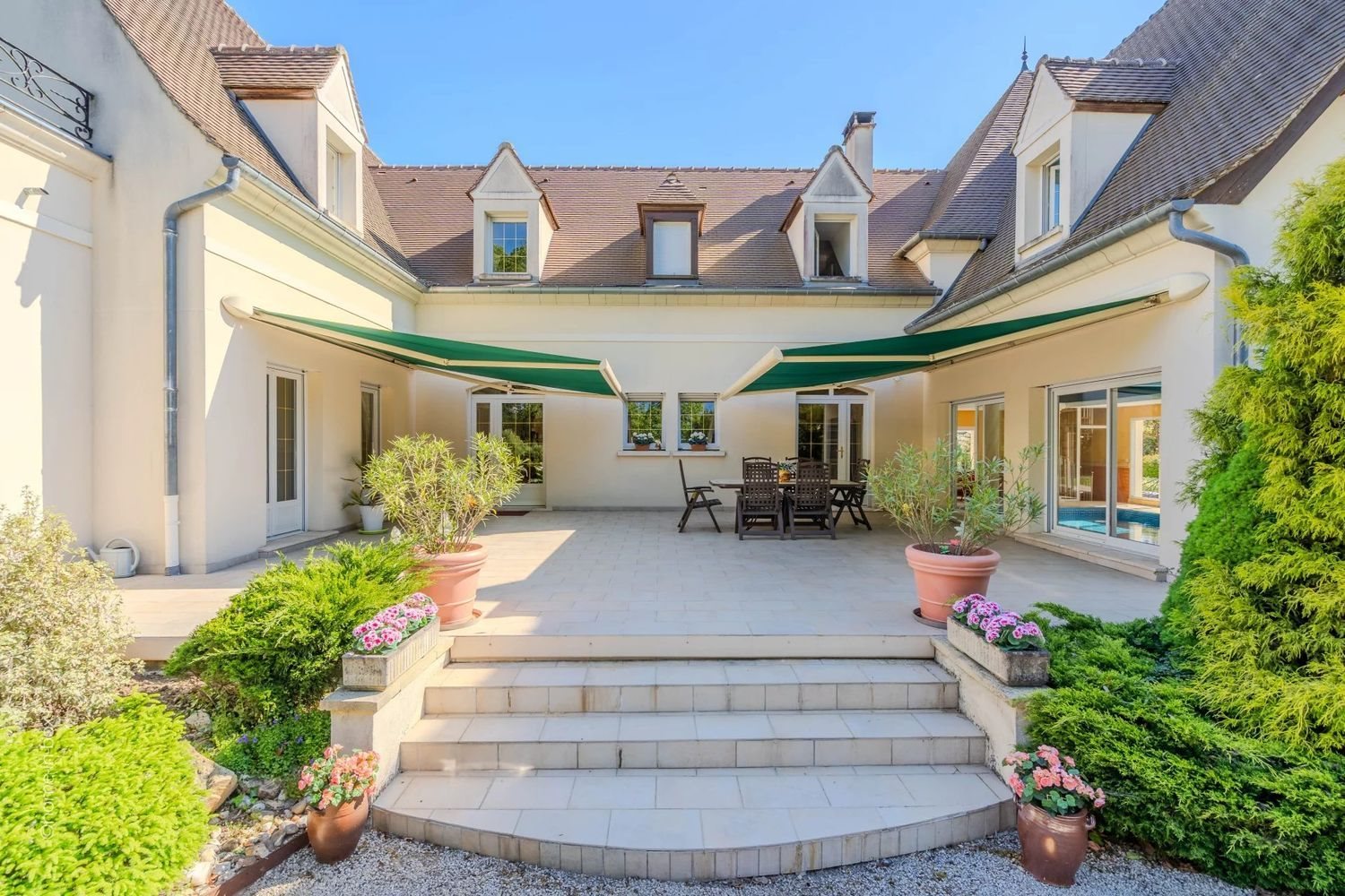 Maison à vendre, 680m², Gouvieux