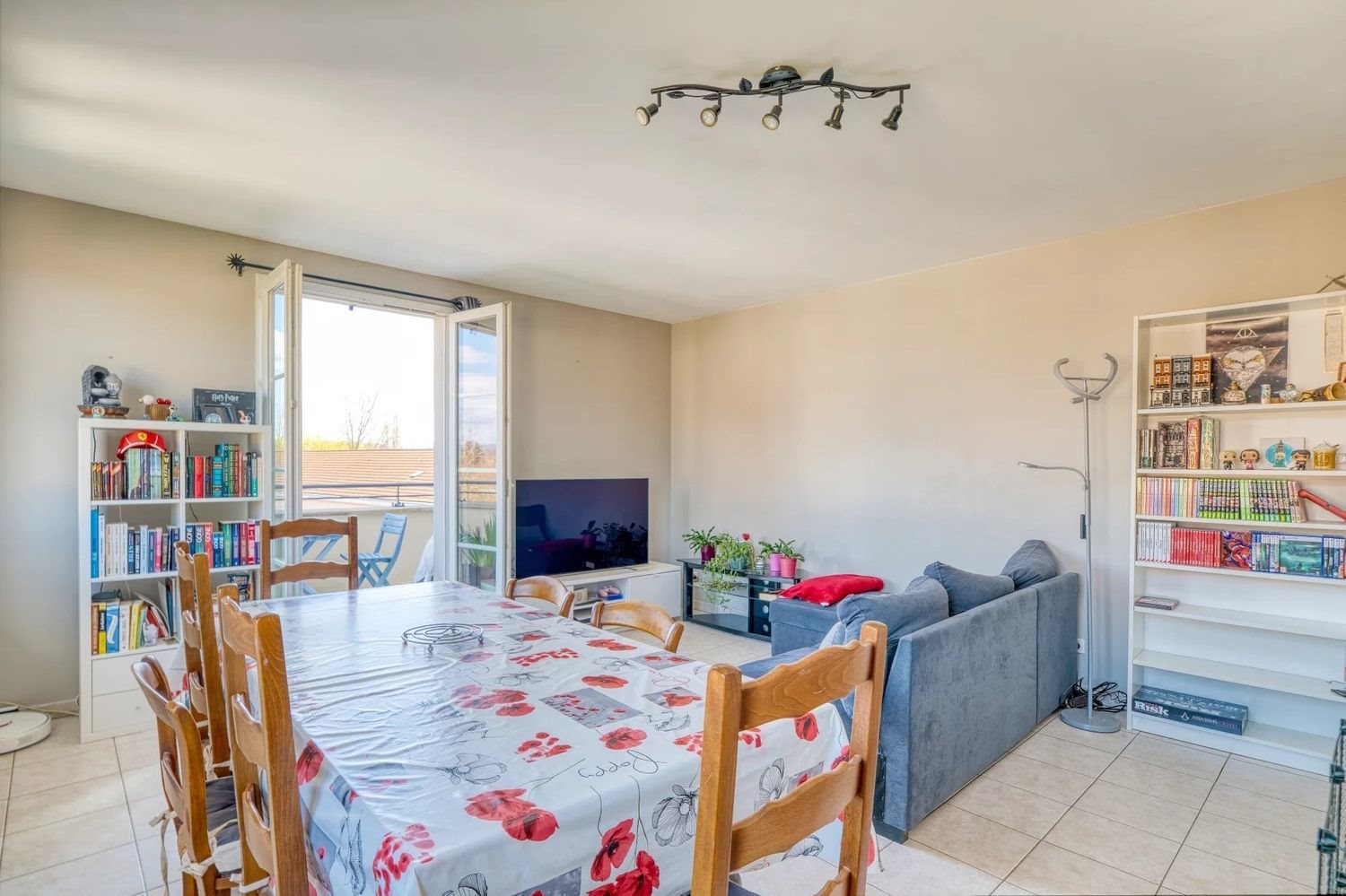 Appartement à vendre, 87m², Pont-de-Chéruy