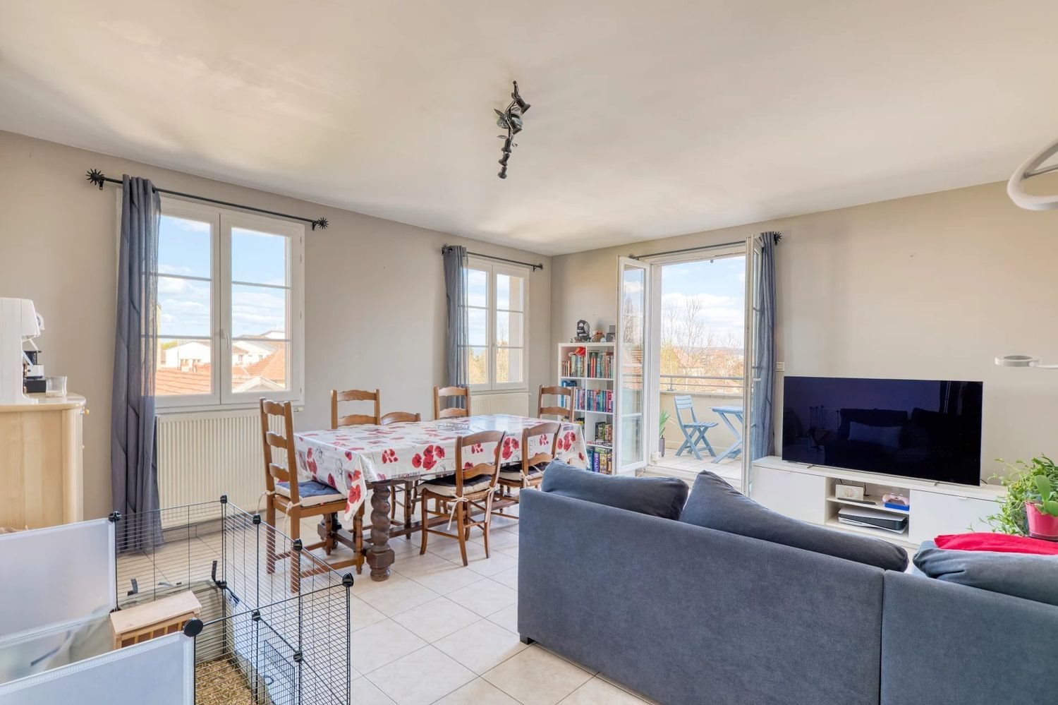 Appartement à vendre, 87m², Pont-de-Chéruy