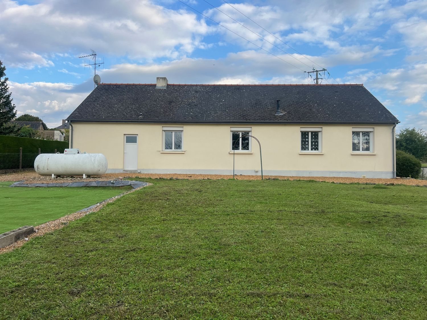 Maison à louer, 99m², Baugé