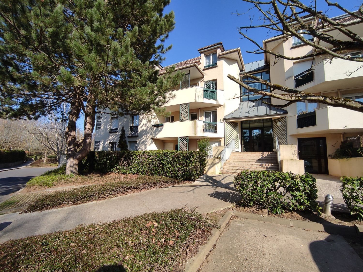 Appartement à louer, 29m², Gometz-le-Châtel