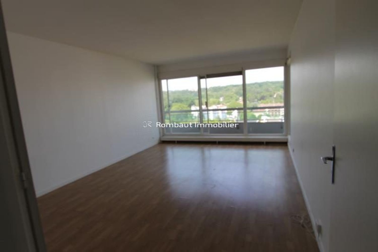 Appartement à louer, 89m², La Celle-Saint-Cloud