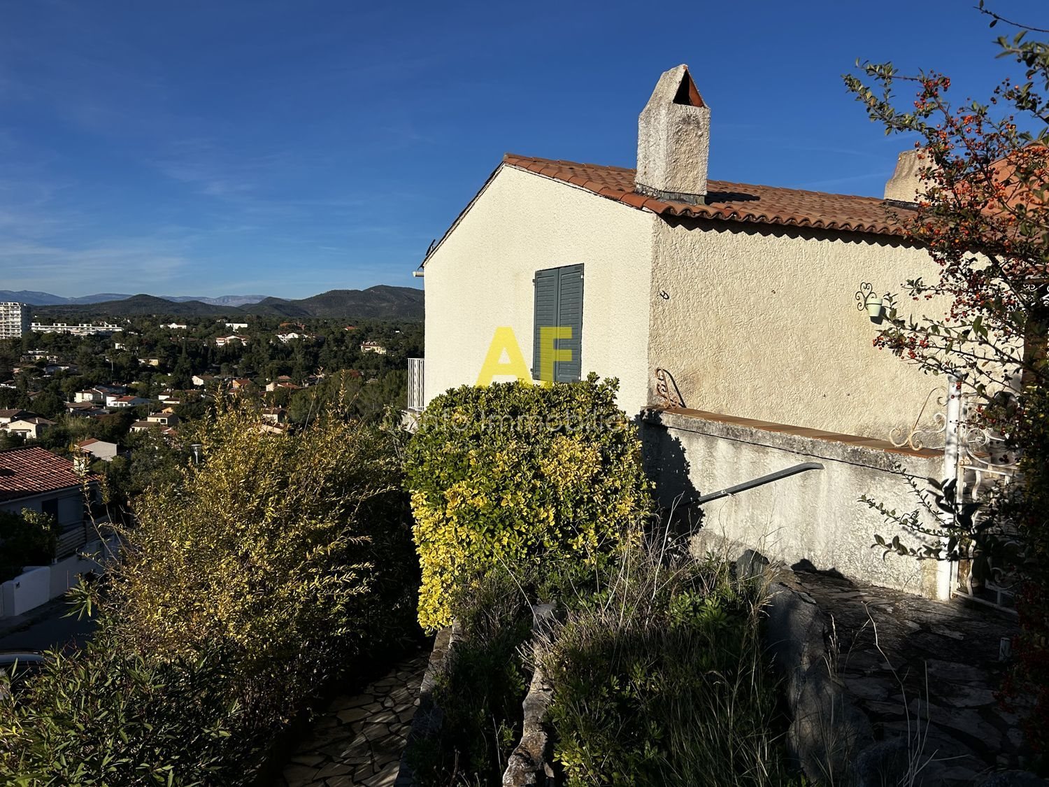 Maison à vendre, 91m², Saint-Raphaël