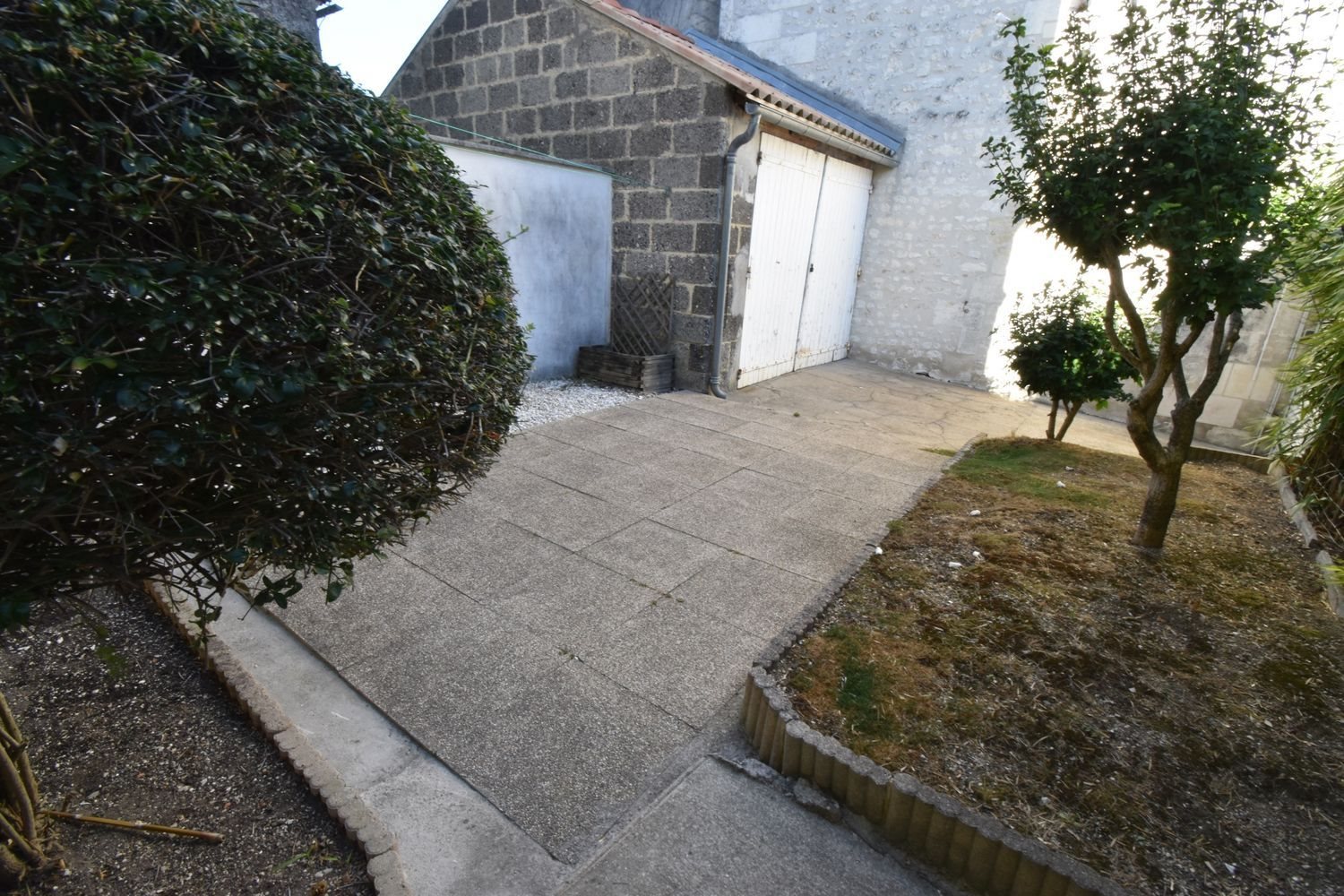 Appartement à louer, 53m², Saintes