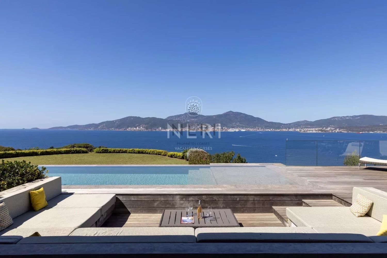 Maison à louer, 400m², Grosseto-Prugna