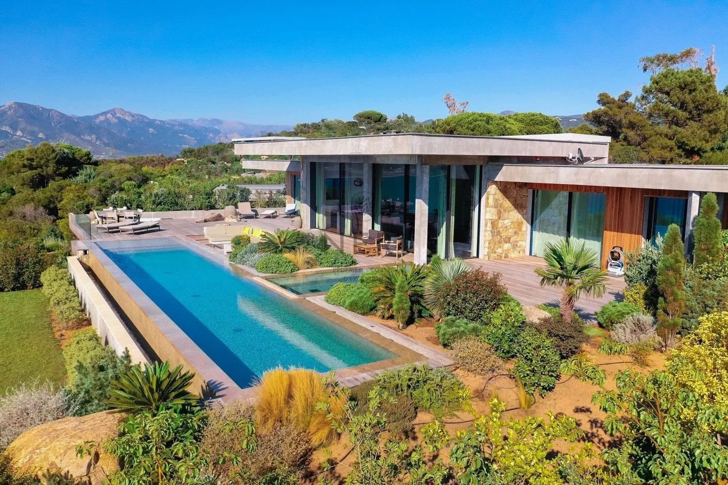 Maison à louer, 400m², Grosseto-Prugna