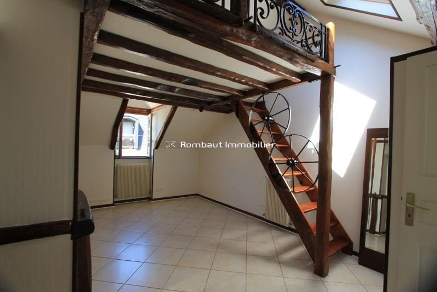 Appartement à louer, 35m², Bougival