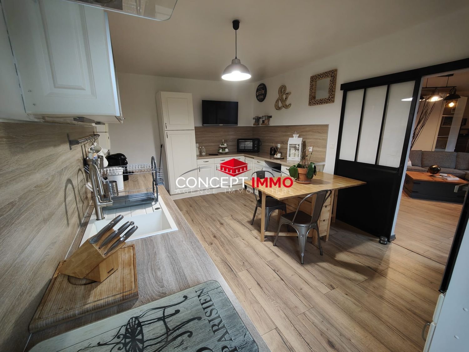 Appartement à louer, 65m², Méounes-lès-Montrieux