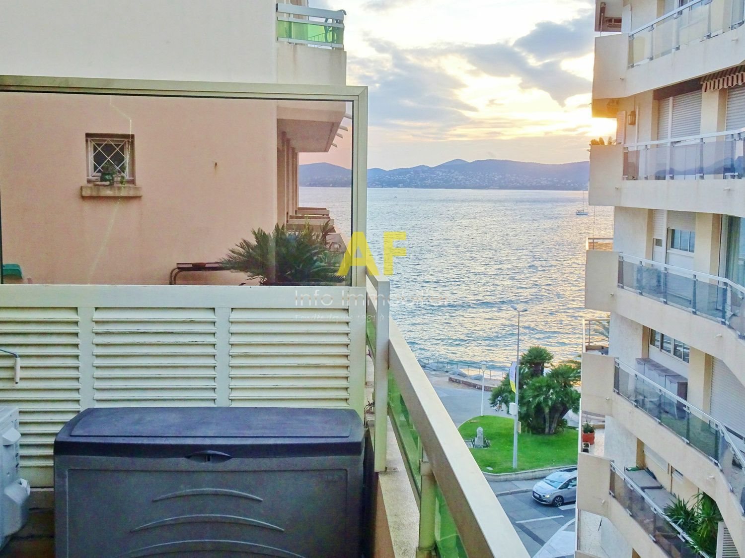 Appartement à vendre, 28m², Saint-Raphaël