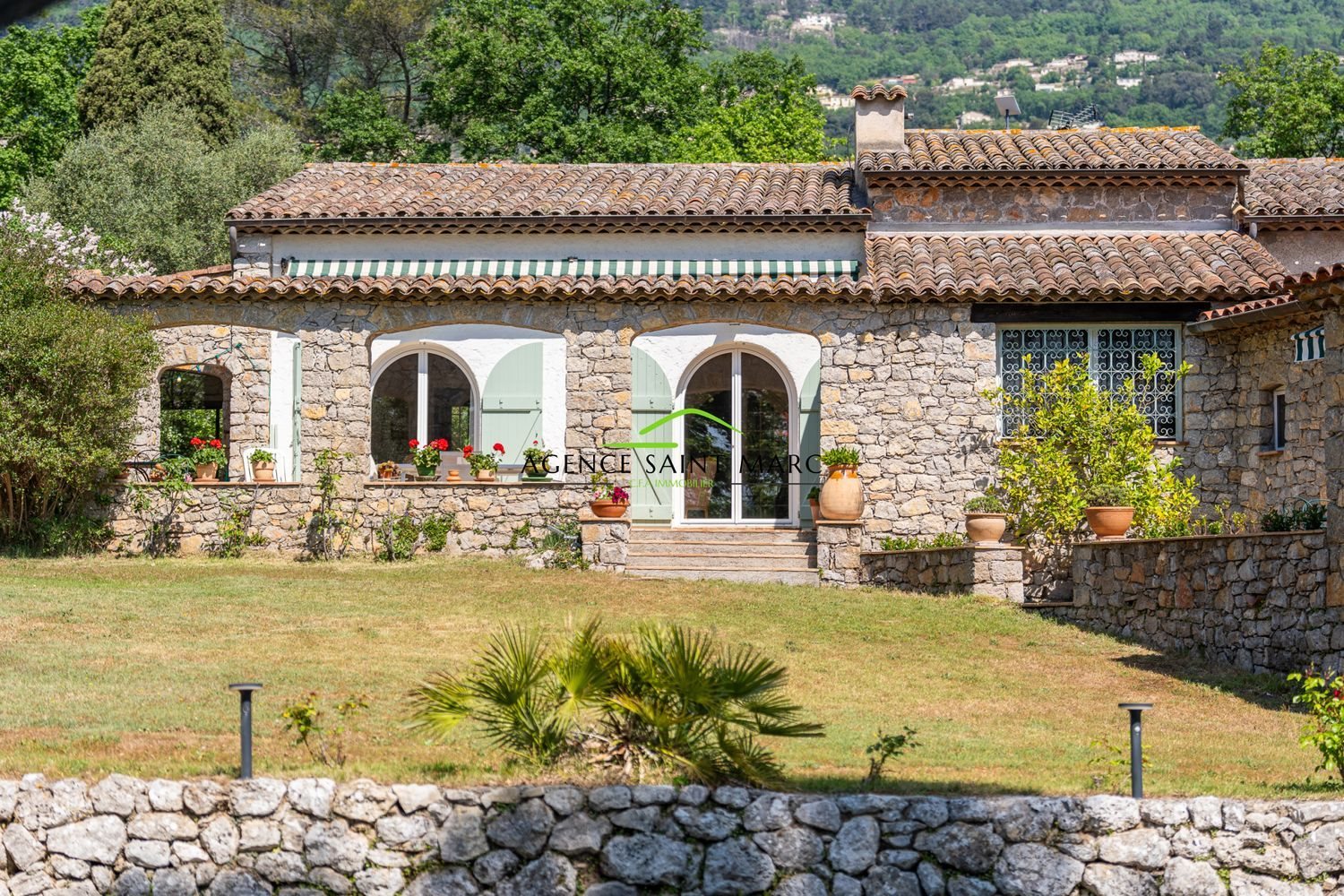 Maison à vendre, 242m², Peymeinade