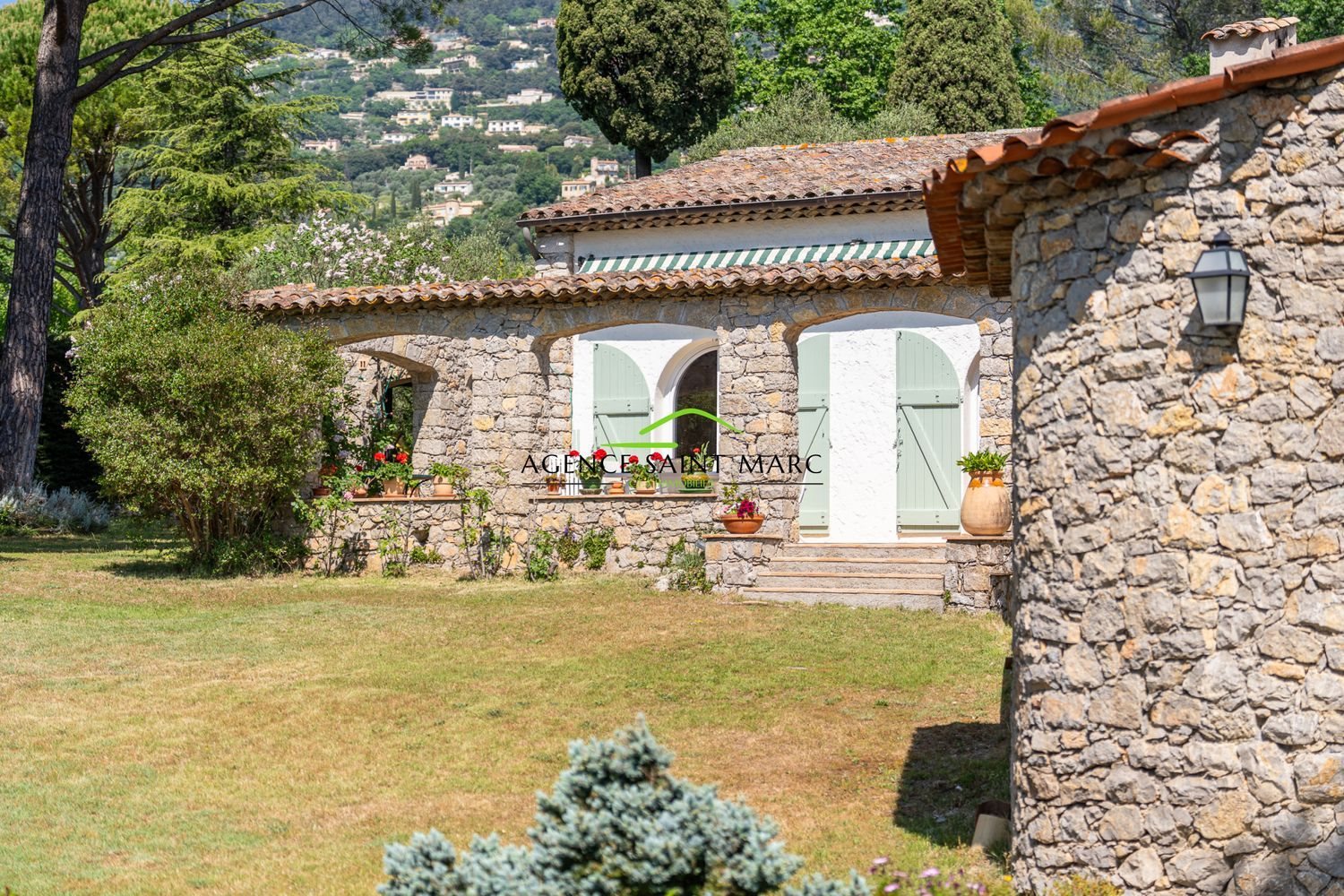 Maison à vendre, 242m², Peymeinade