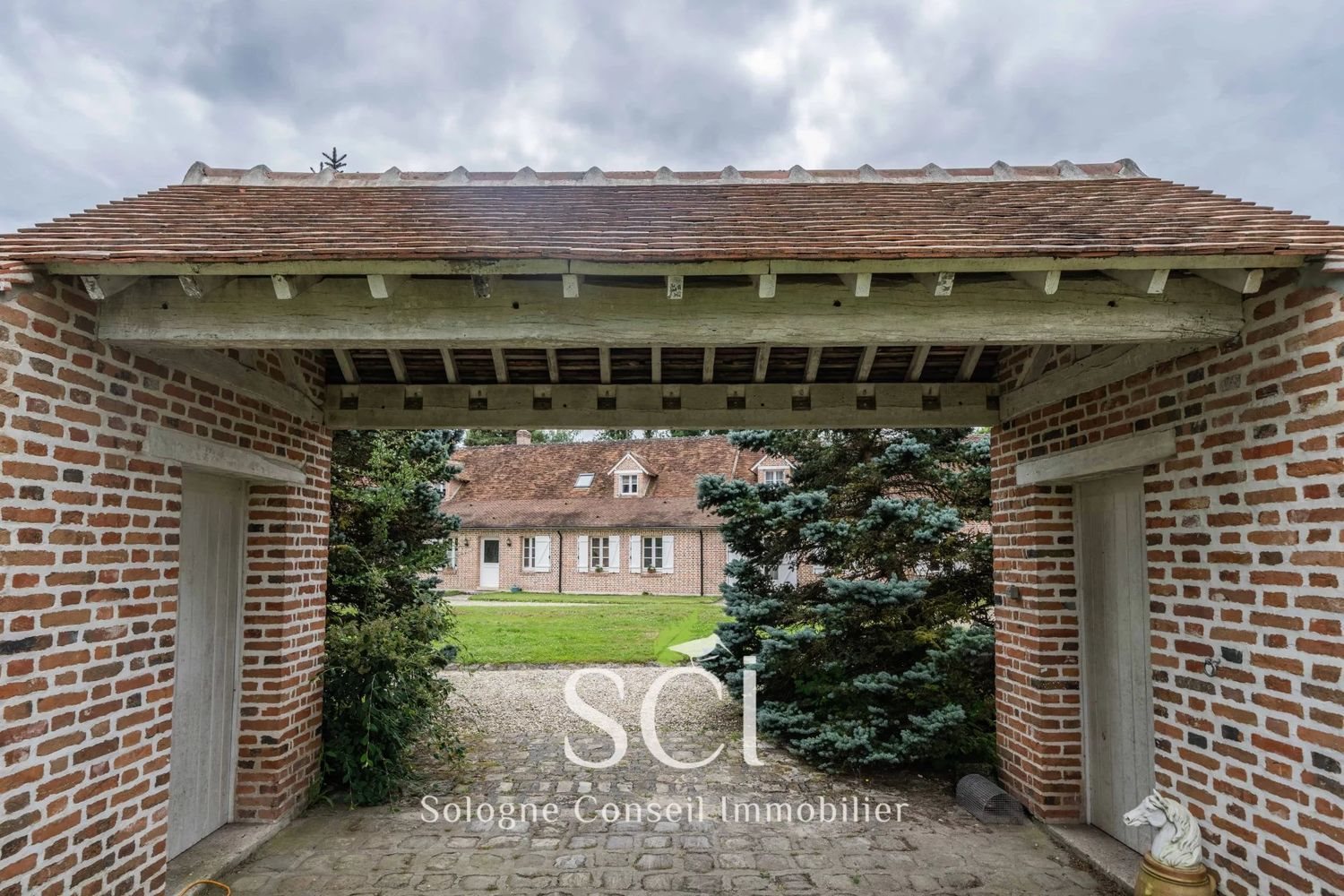 Maison à vendre, 452m², Saint-Viâtre